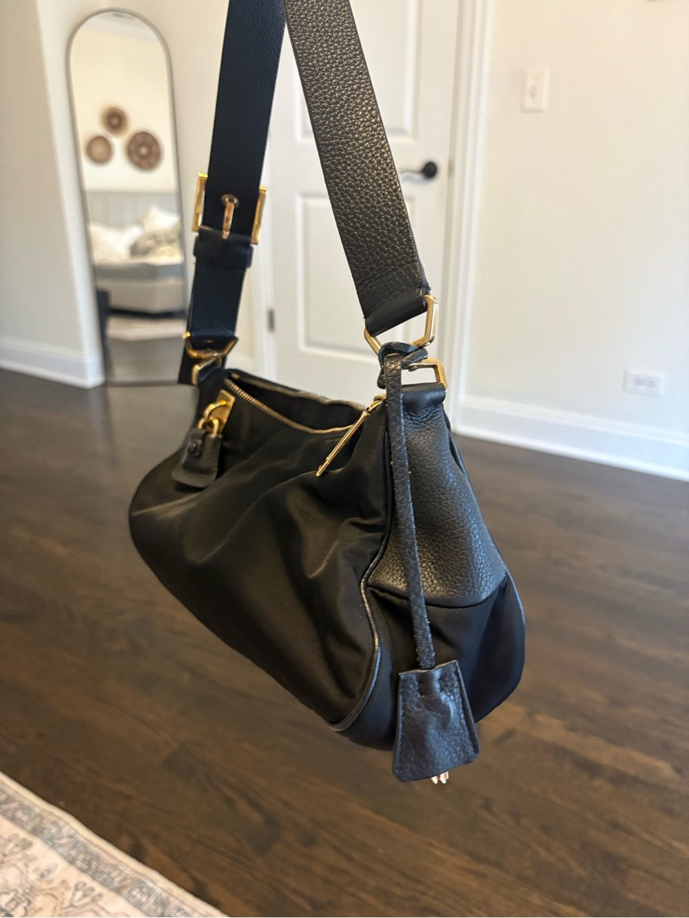 Prada Black Nylon and Leather shoulder bag with Gold Hardware - Picture 3 of 12